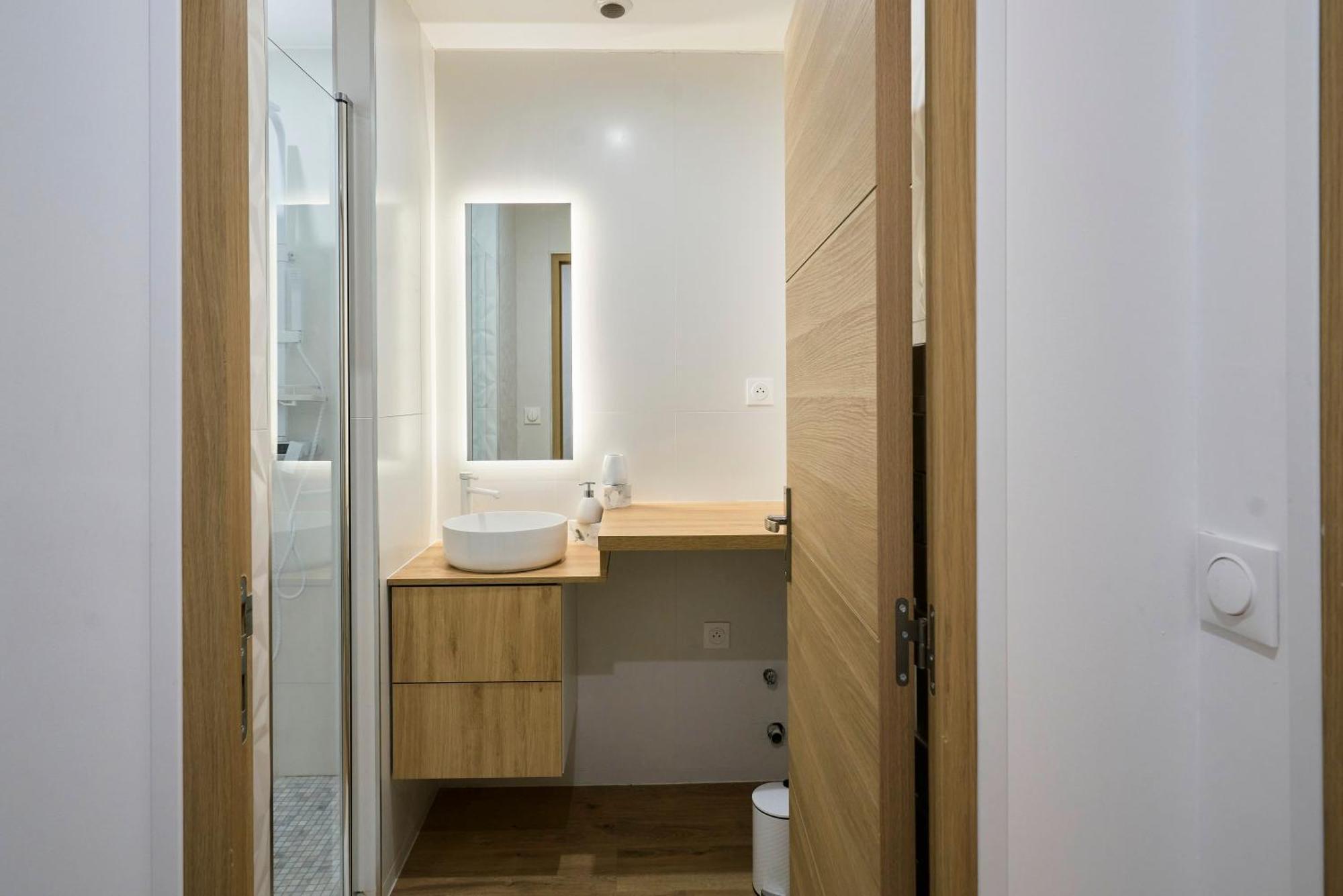 T2 Chic Et Contemporain Au Rdc - Proche De Lille Appartement *