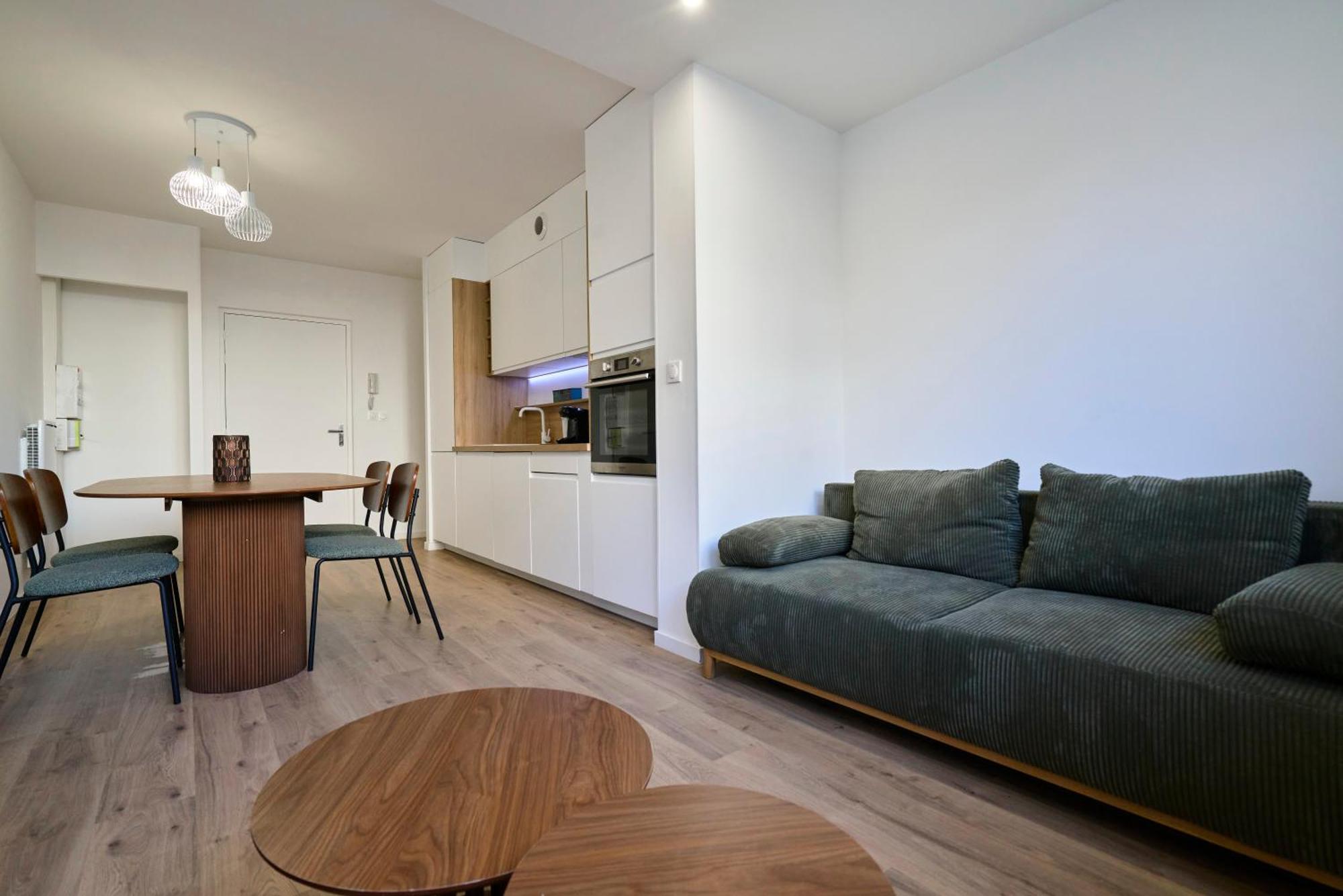 T2 Chic Et Contemporain Au Rdc - Proche De Lille *